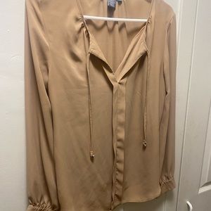 Used like new. Women top. Small